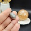 نگین عقیق باباغوری ژئودی اصل معدنی کد 7468