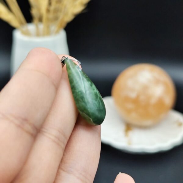 گردنبند یشم شجری سبز اصل معدنی کد 7414