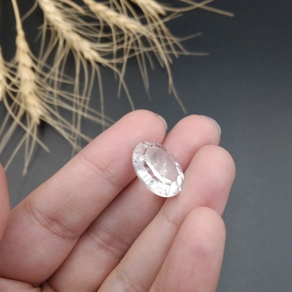 نگین کوارتز کریستال تراش لیزری اصل معدنی کد 6942