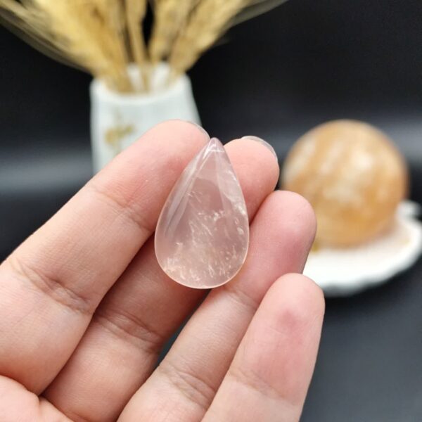 نگین رزکوارتز اصل معدنی کد 9251