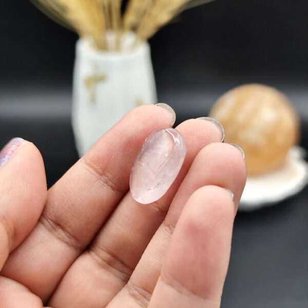 نگین رزکوارتز اصل معدنی کد 9252