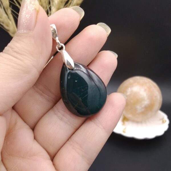 گردنبند نقره سنگ خون اصل معدنی کد 8766