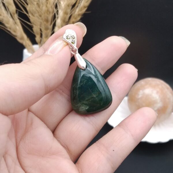 گردنبند نقره سنگ خون اصل معدنی کد 8764