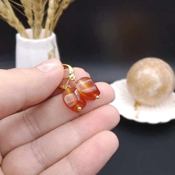 گوشواره عقیق اصل معدنی مدل هل پیچ کد 8994