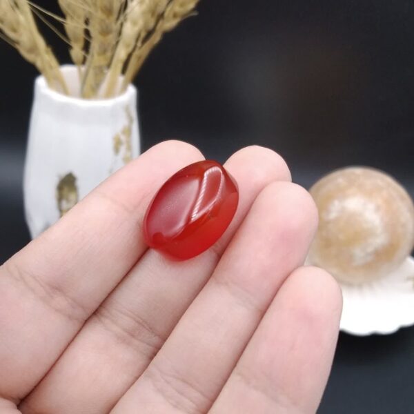 نگین عقیق قرمز خراسان اصل معدنی کد 8651